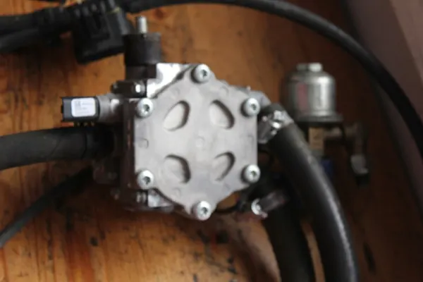 Rampe d'injecteur de gaz BRC Installation complète image 4