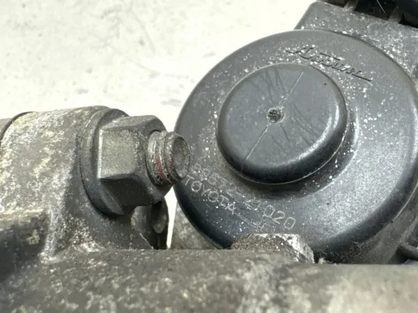 2002 Toyota Avensis Verso Acelerador image 4