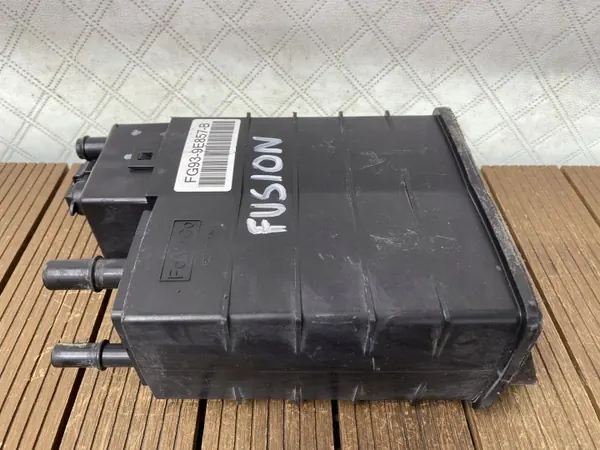 Ford Fusion MK2 14-21 2.5B Charcoal Filter FG93-9E857-B image 3