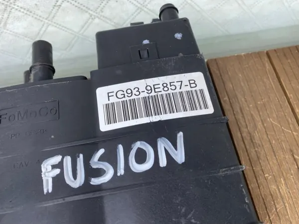 Ford Fusion MK2 14-21 2.5B Charcoal Filter FG93-9E857-B image 5