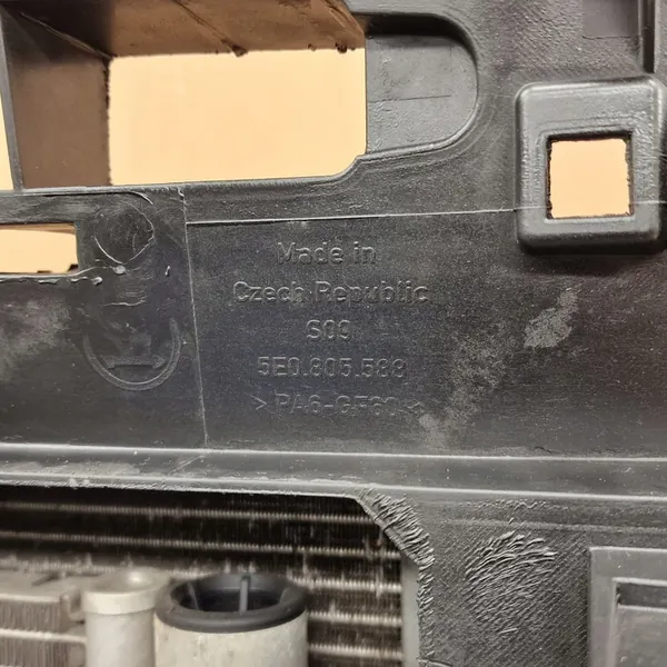 Soporte Frontal Radiador Skoda Octavia II Lift 1.0TSI 1.6TDI image 10