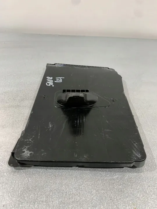 Base de bateria Peugeot OEM FBZ18740 - Usado image 4