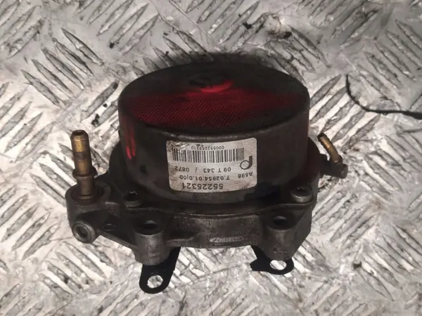 Alfa Romeo tyhjiöpumppu OEM 55225321 - Käytetty image 4