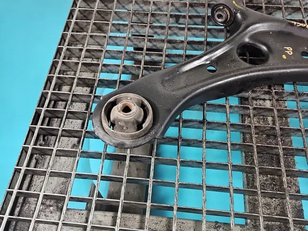 Braccio di Controllo Anteriore Destro Hyundai Tucson III 15-20 OEM image 2
