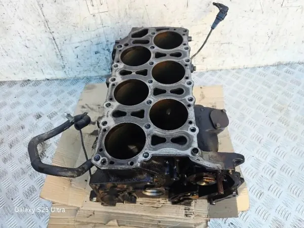 Bloque motor VW OEM 022103021K para Touareg 3.2L image 2