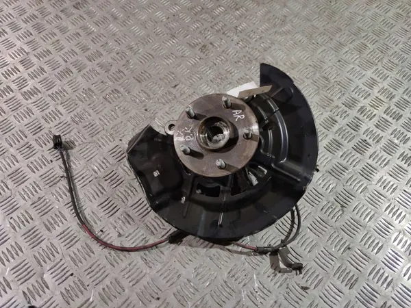 Framhjulsnav Lexus RX 450H 2017 OEM F72L image 2