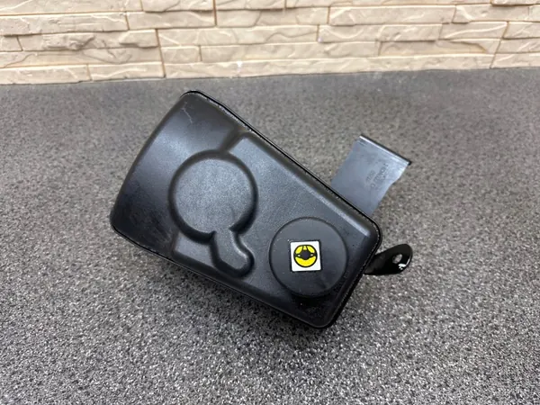 McLaren 720S Servolenkungsbehälter OEM 11D0117CP image 2