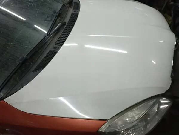 Skoda Fabia II 2007-2010 Framskärm LF9E Candy Vit image 2