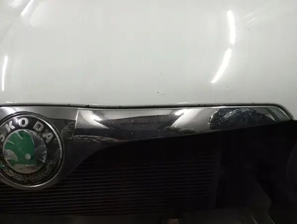 Skoda Fabia II 2007-2010 Framskärm LF9E Candy Vit image 5