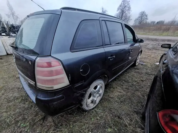 Öljypumppu OEM 55195499 Opel Zafira 1.9L 2007 image 7