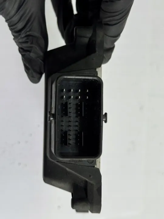 Mazda LPG-kaasuseurainmoduuli OEM E3110R006039 image 3