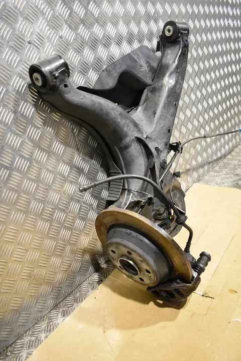 Bakre vänstra upphängning Mercedes Vito W447 image 3