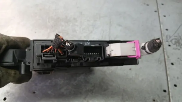 Linker Frontmotor OEM 5W548718BBF Audi A2 8Z 1.4TDI image 5