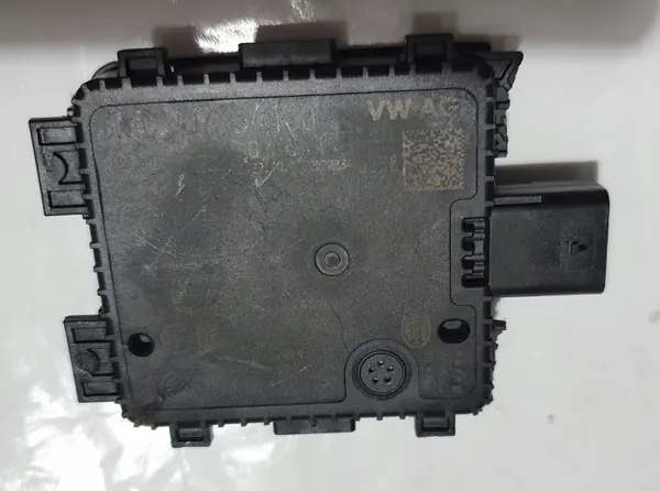 Capteur d'angle mort VW Crafter OEM 3WA907541J Occasion image 9