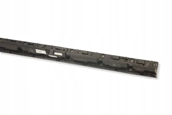 OEM 7441118 Höger tröskellist glidbit för BMW X7 G07 image 3