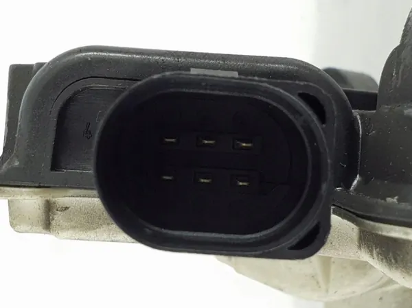 Rechter Deurslot OEM 5N1837016C voor VW Scirocco image 4