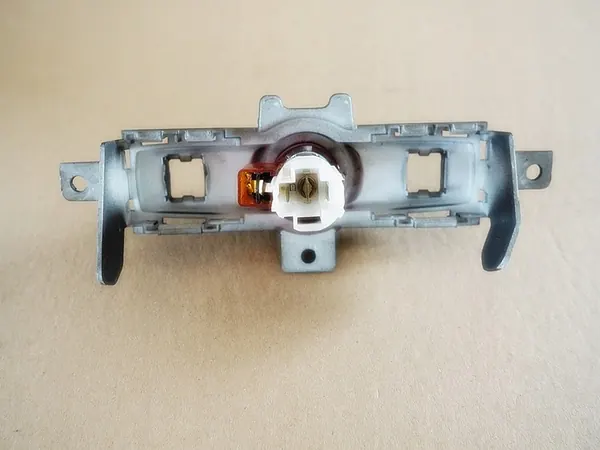 Moldura de tomada AUDI A6 C6 4F0863351F image 2