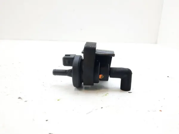 SsangYong Tivoli PCV-Ventil OEM 1811413039 image 2