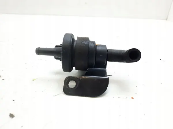 SsangYong Tivoli PCV-Ventil OEM 1811413039 image 3