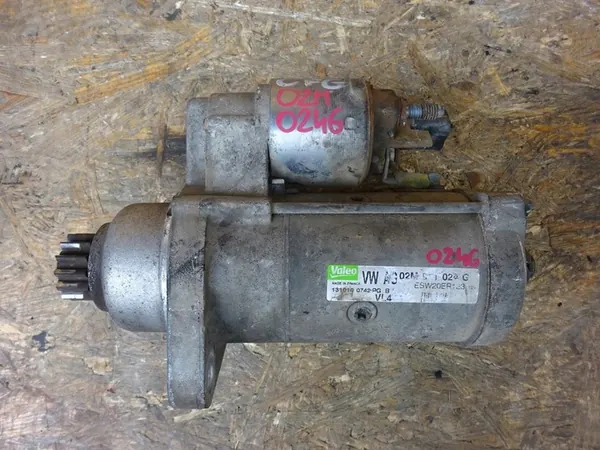 AUDI A3 8P LIFT GOLF VI 2.0 TDI Motor de arranque 02M911024G image 2