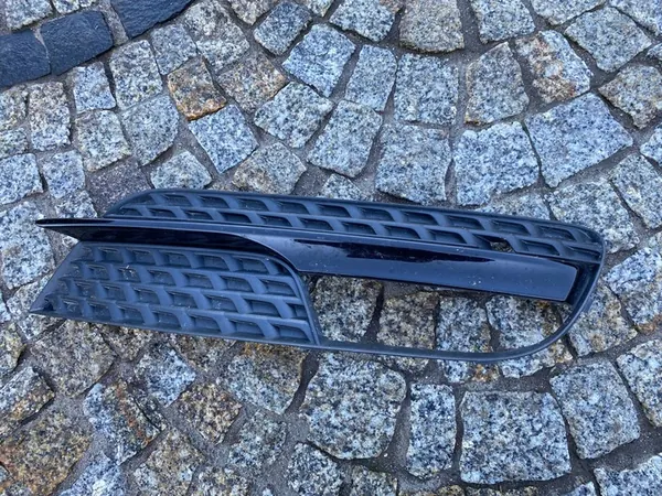 Rejilla de parachoques delantera AUDI A5 B8 LIFT OEM 8T0807682H image 2