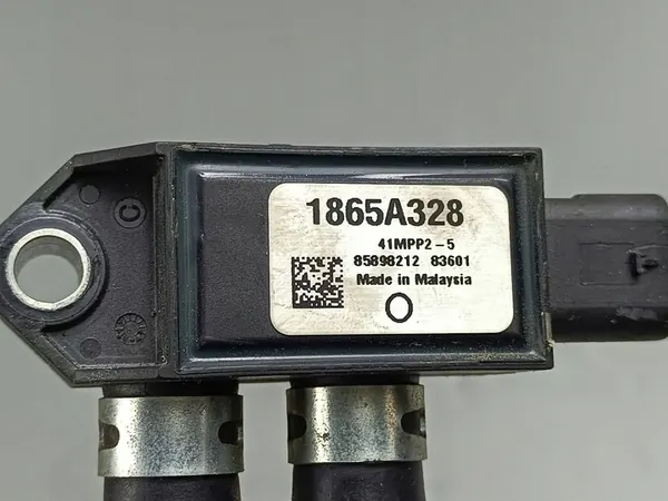 2018 Mitsubishi Eclipse Cross Motorutrymme Del 1865A328 image 4