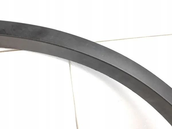 VW Touareg II Oikea Takalokasuoja 7P6854820B image 5