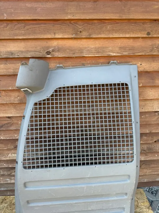 VW Caddy III Erotin OEM 2K1863175A - Takaosa image 3