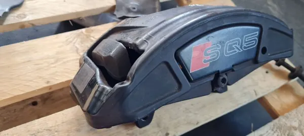 OEM 8R05AQ frambromsok för Audi SQ5 8R image 6