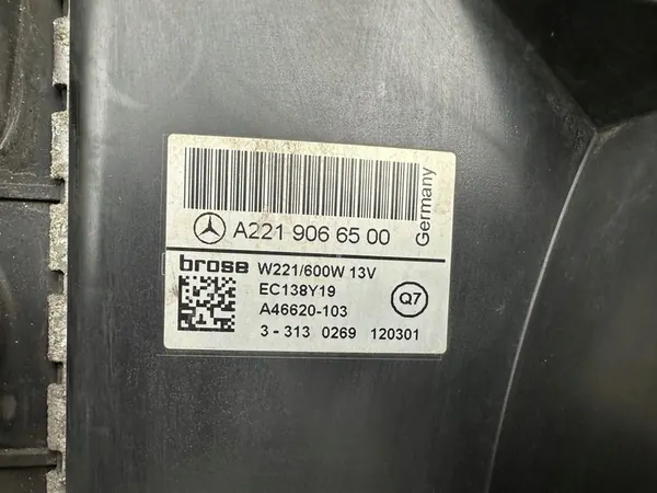 Radiateur met Ventilator voor Mercedes-Benz S W221 2012 OEM A2215003103 image 9