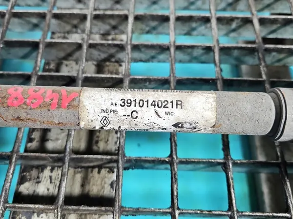 Vänster framaxel Dacia Dokker 1.3 TCE Manuell image 4