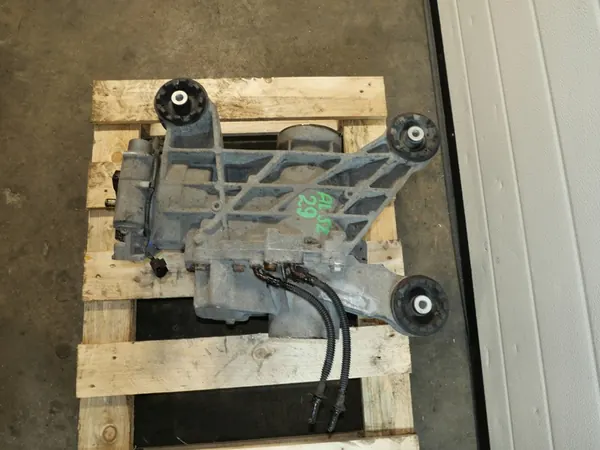 Differentiellereduktor VW Audi 2.0 TDI Takana 0AY525010D image 2