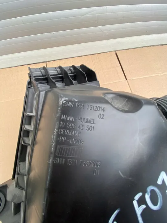 BMW 5 GT F07 Ilmansuodattimen Kotelo 7612014 image 2