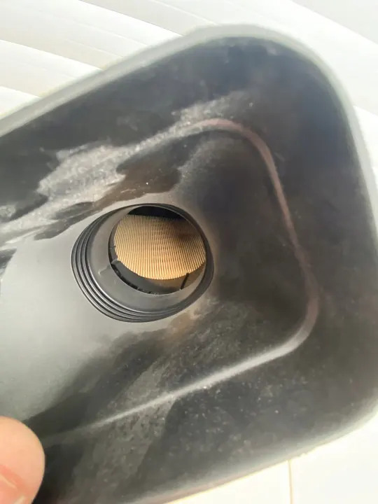 BMW 5 GT F07 Ilmansuodattimen Kotelo 7612014 image 7