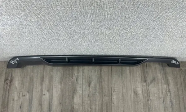 OEM 86665-D7800 Difusor Para-choques Traseiro - Usado image 2