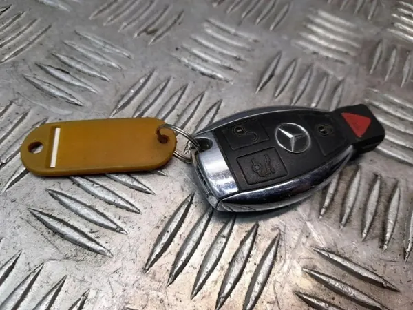 Clé de contact Mercedes-Benz OEM 204Y50800200 image 3
