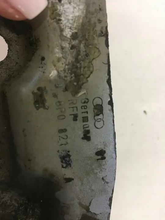 AUDI A3 03-08 Stötdämpare Vänster Höger 8P0821135A 8P0821136A image 3