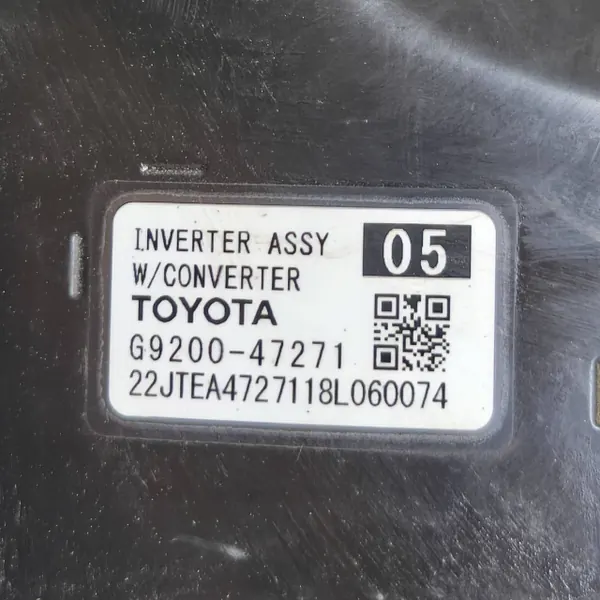 Inversor Toyota Prius OEM G920047271 - Usado image 10
