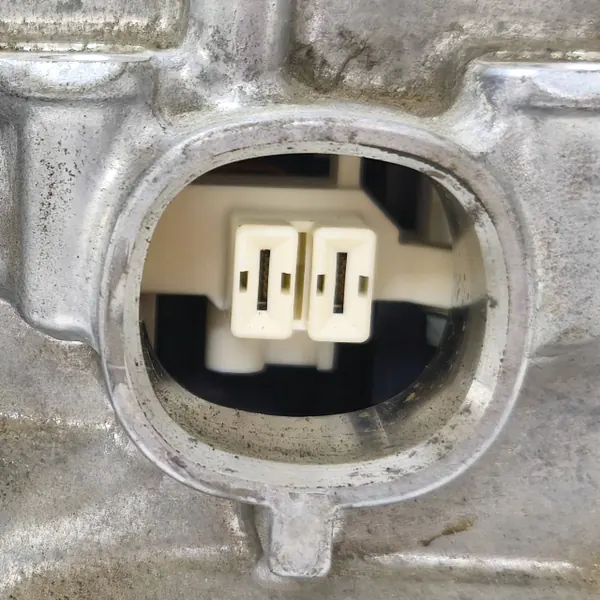Inversor Toyota Prius OEM G920047271 - Usado image 7