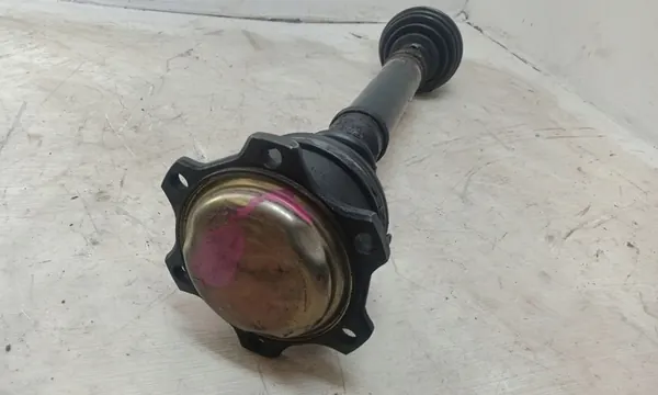 Vänster drivaxel VW Passat B5 FL 2.8 V6 4X4 8D0407271AK image 3