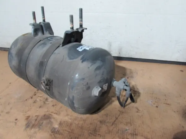 Scania Lufttank OEM 1764721, 1357350 - Gebraucht image 4