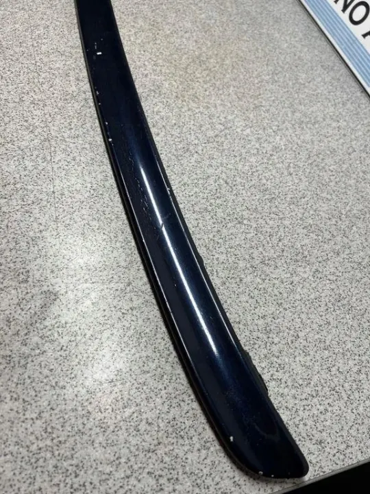 Spoiler de porta-malas BMW 3 E46 OEM 51710139322 image 4