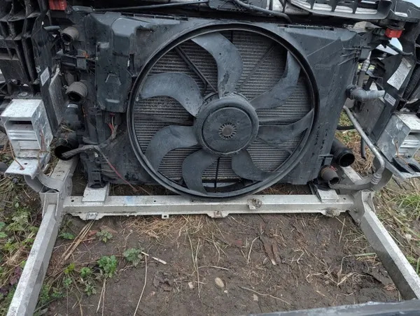 OEM AJC253 etupuskuri Mercedes B-luokka W246 image 8