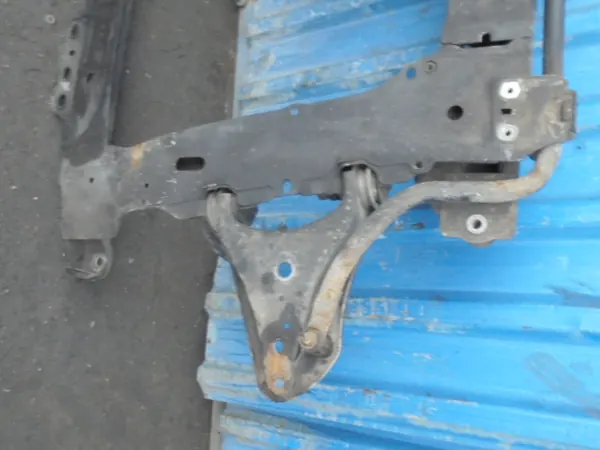 Viga suspensão dianteira OEM AK-12-724050 Renault image 7