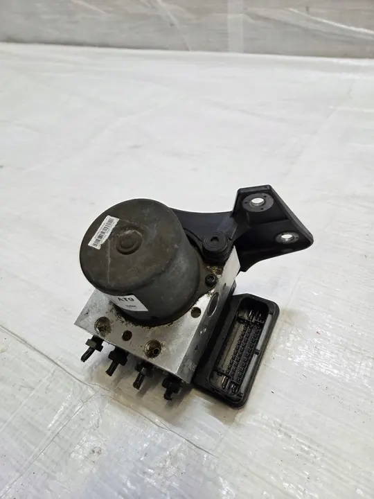 OPEL MOKKA 1.6 CDTI ABS Rempomp 94541506 image 3