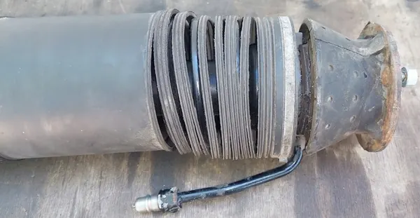 MERCEDES W220 ABC DÄMPARE HÖGER BAK image 4