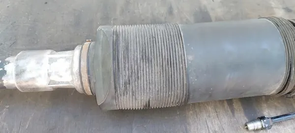 MERCEDES W220 ABC DÄMPARE HÖGER BAK image 5