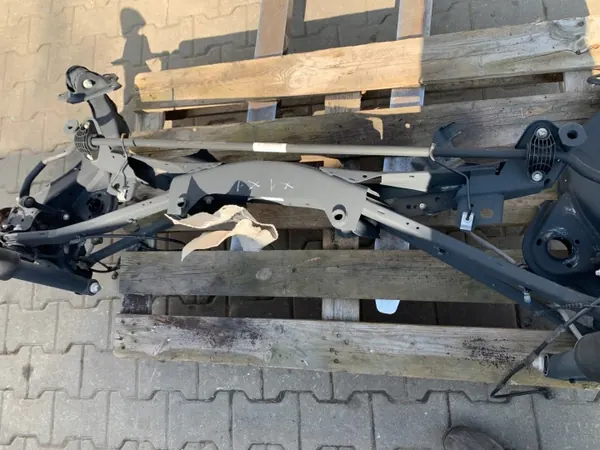 BMW X1 F48 Hinterachsträger & Lenker OEM image 3