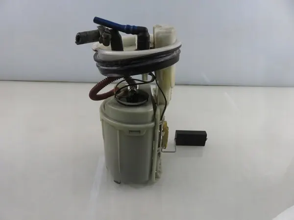 Bomba de combustível Volkswagen Golf 4 1J0919051D image 4