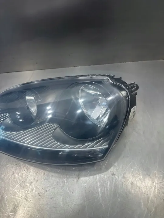 VW GOLF V 5 03-09 VASEN ETUHEIJASTIN LAMPPU C509 image 3